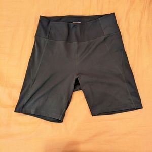 Girlfriend compressive bike shorts
